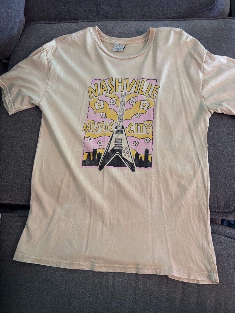 Nashville Music City Graphic Tee - heather yellow